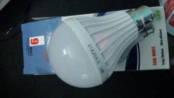 LED Light Bulb 9W