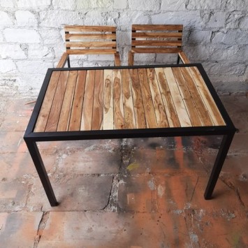 Outdoor Restaurant Table